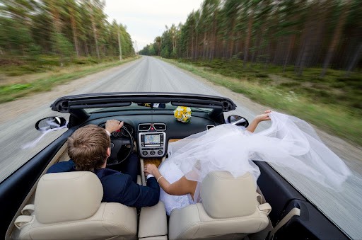Jakim pojazdem do ślubu? Najciekawsze propozycje